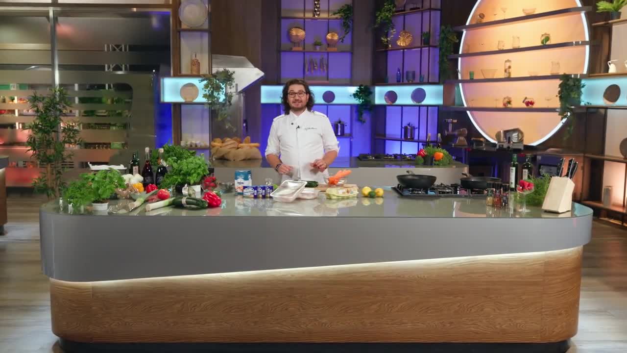 Chef-ul rețetelor: Florin Dumitrescu prepară "Șalău"