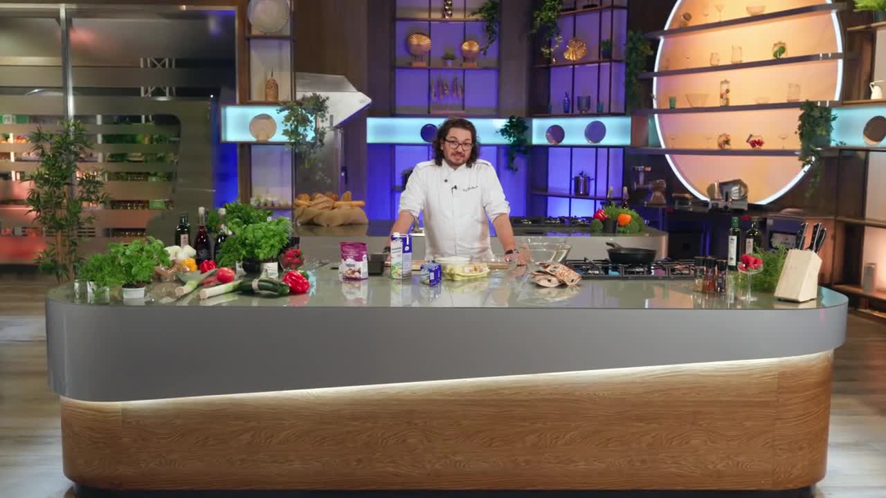 Chef-ul rețetelor: Florin Dumitrescu prepară "Chec"