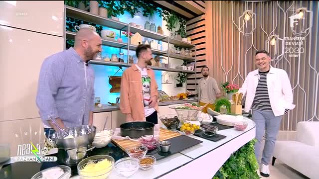 Super Neatza, 10 mai 2023. Rețeta lui Radu Darie: Plăcintă cu urdă și bacon