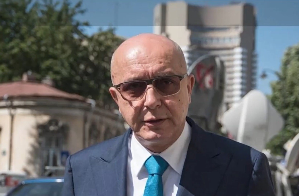 Miliardarul Puiu Popoviciu e liber şi se poate întoarce în România ...