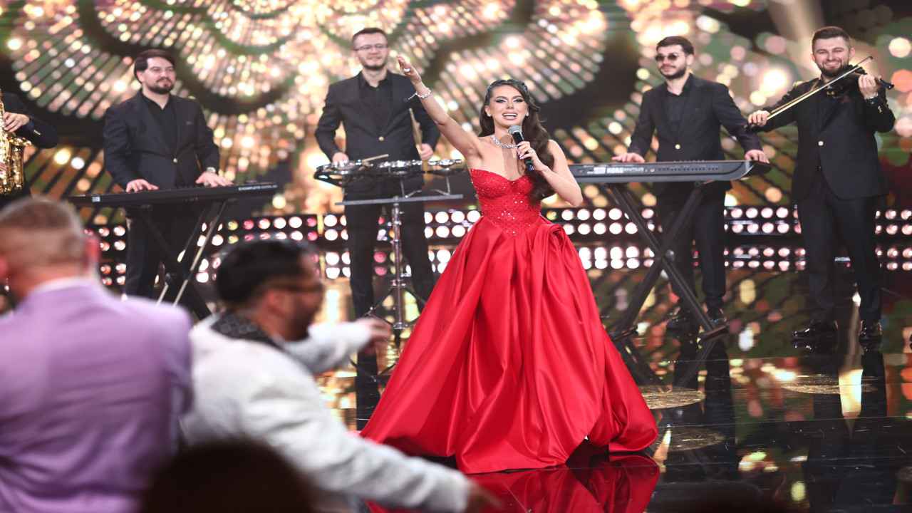 Revelionul cel mai neBUN 2026! Georgiana Lobonț c&acirc;ntă piesa 4 nopți și 4 zile!