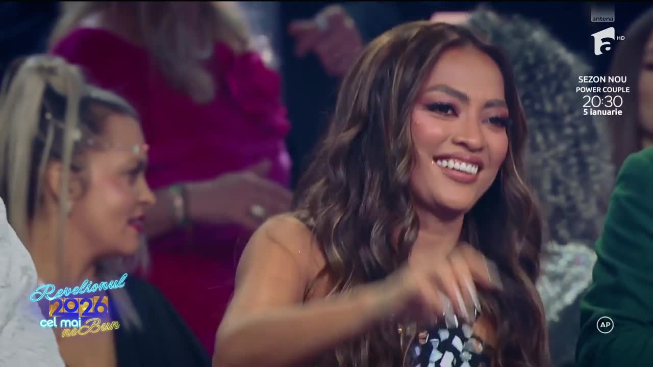 Revelionul cel mai neBUN 2026! Alina, Marian și Taraful Mexicanu c&acirc;ntă piesa Răpirea din Serai!