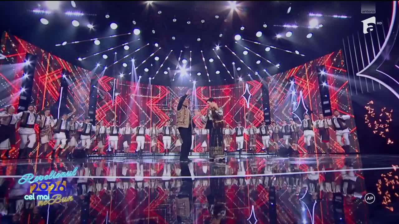 Revelionul cel mai neBUN 2026! Viorica Macovei c&acirc;ntă piesa Pe la noi de n-ar fi joc