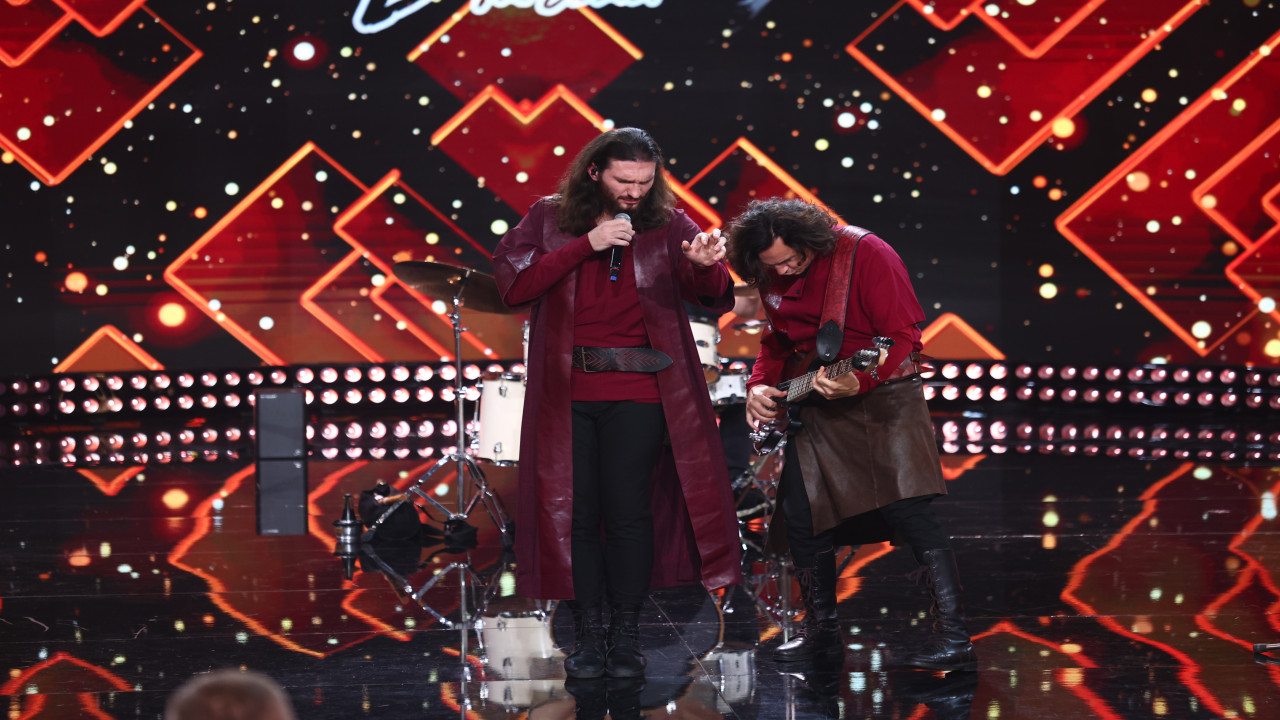 Revelionul cel mai neBUN 2026! Lupii lui Calancea c&acirc;ntă cele mai tari piese