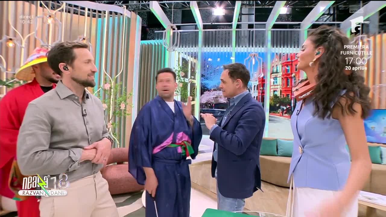 Super Neatza. Magicianul Robert Tudor a fost Grecia: Am vrut să văd ce &icirc;i place Ramonei at&acirc;t de mult acolo!