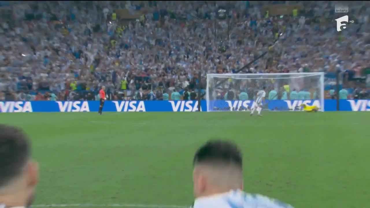 Cel mai bătr&acirc;n comentator sportiv de la Mondial are 91 de ani