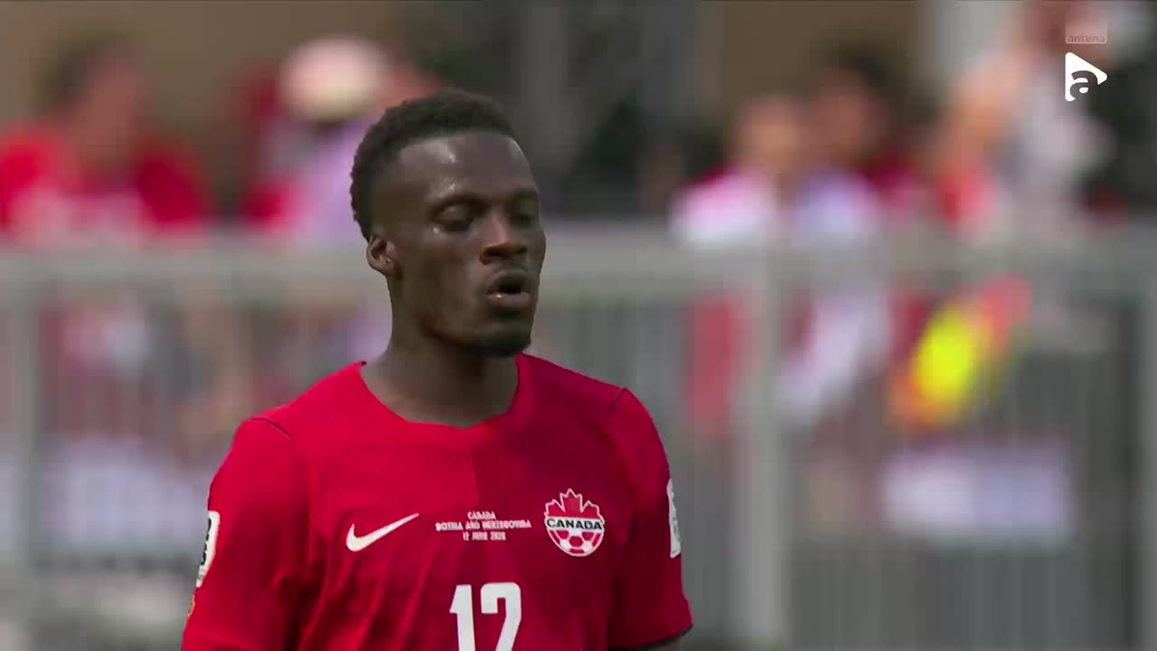 Oluwaseyi trimite mult peste transversală | Canada - Bosnia