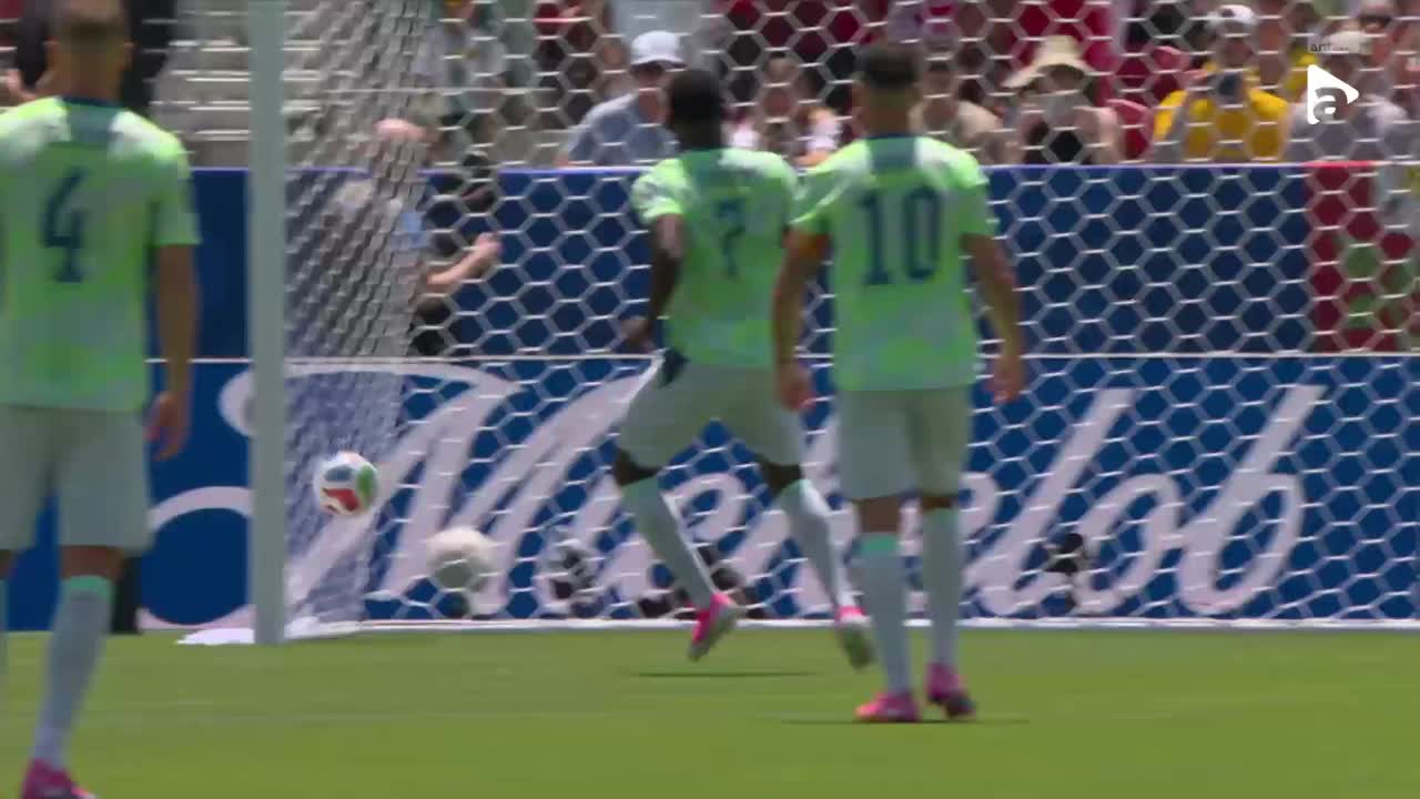 Breel Embolo înscrie din penalty | Qatar - Elveția