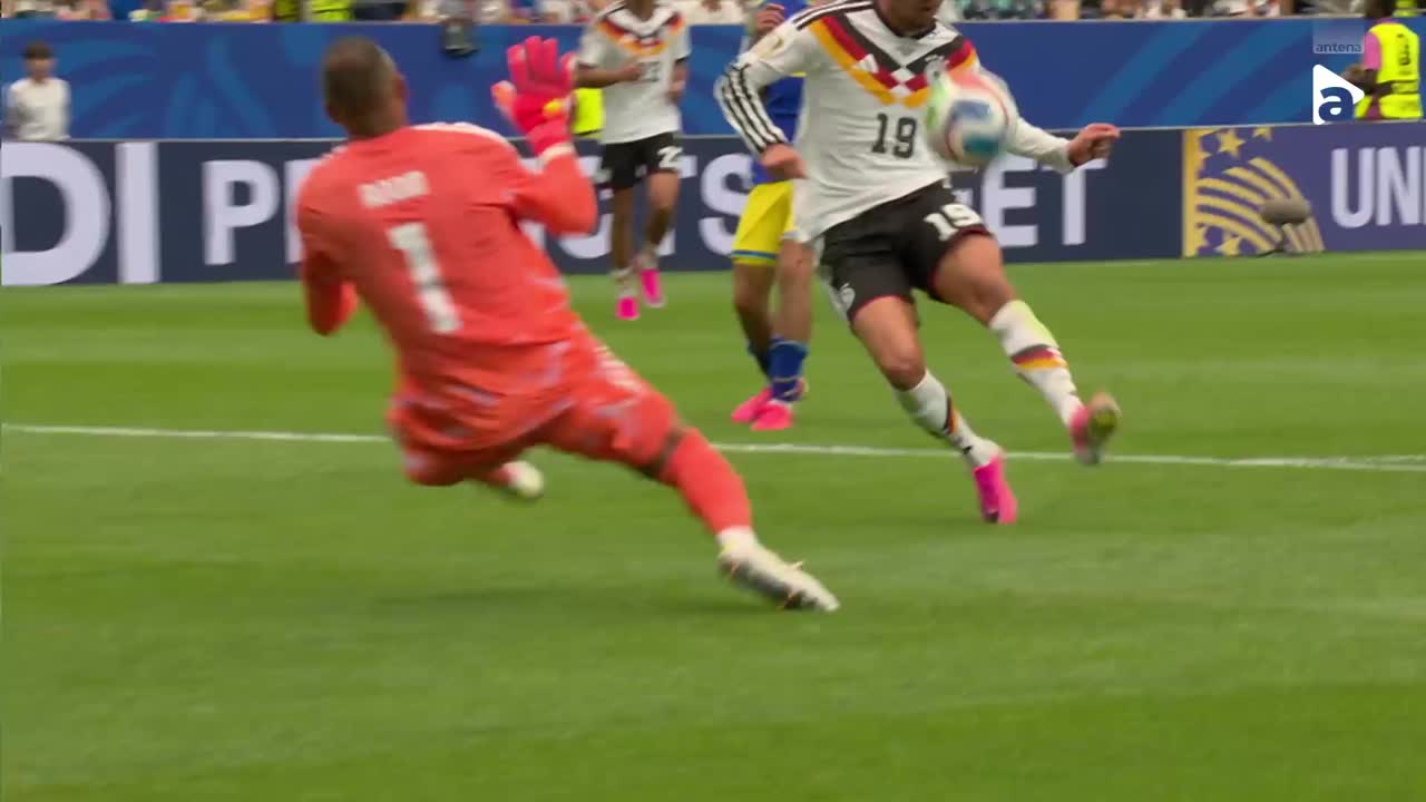Leroy Sane ratează incredibil singur cu portarul | Germania - Curacao
