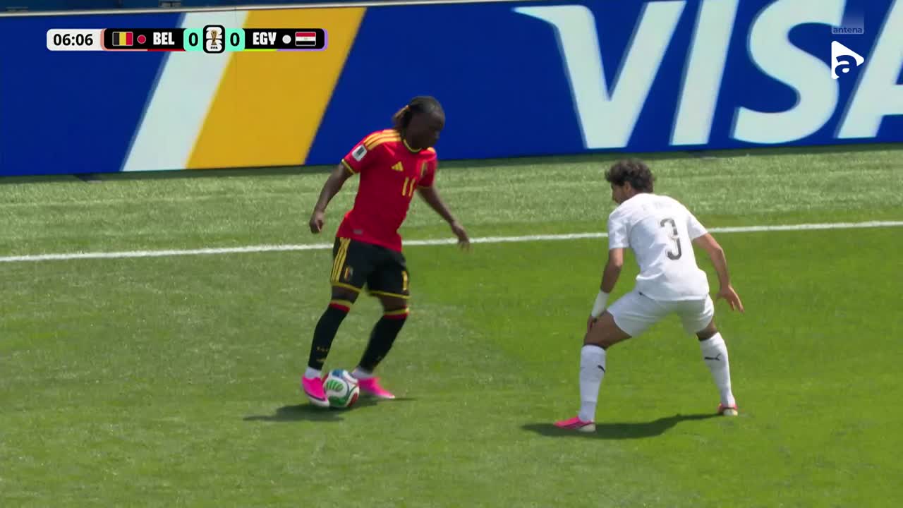 Kevin De Bruyne, prima ocazie! Mingea se duce pe lângă poartă | Belgia - Egipt