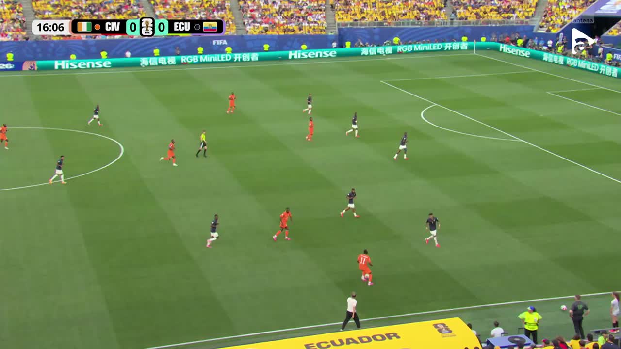 Șutul lui Toure trece la câțiva centimetri de bară! | Coasta de Fildeș vs Ecuador