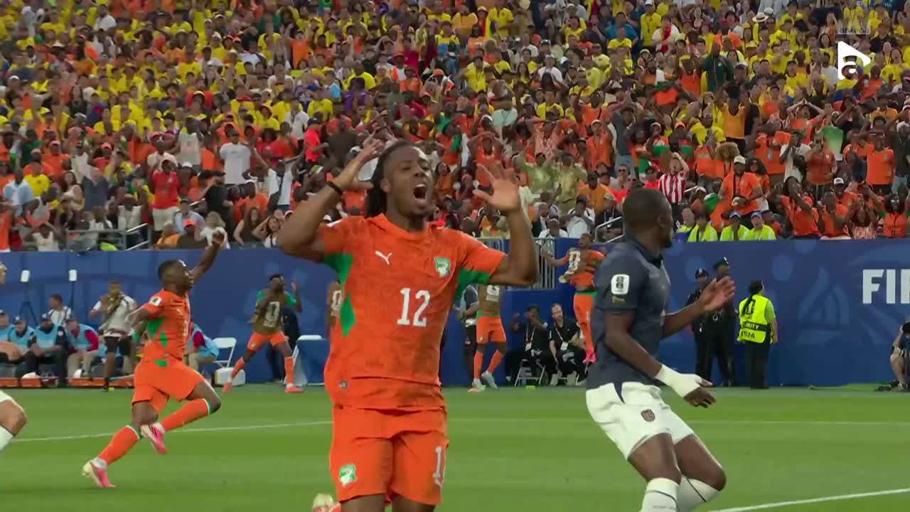 Elye Wahi zguduie transversala din apropierea porții | Coasta de Fildeș vs Ecuador