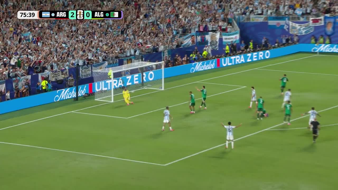 Lionel Messi marchează de trei ori! | Argentina - Algeria