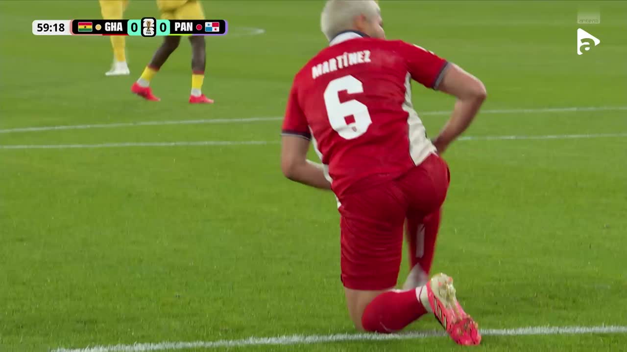 Martinez șutează în plasa laterală | Ghana - Panama