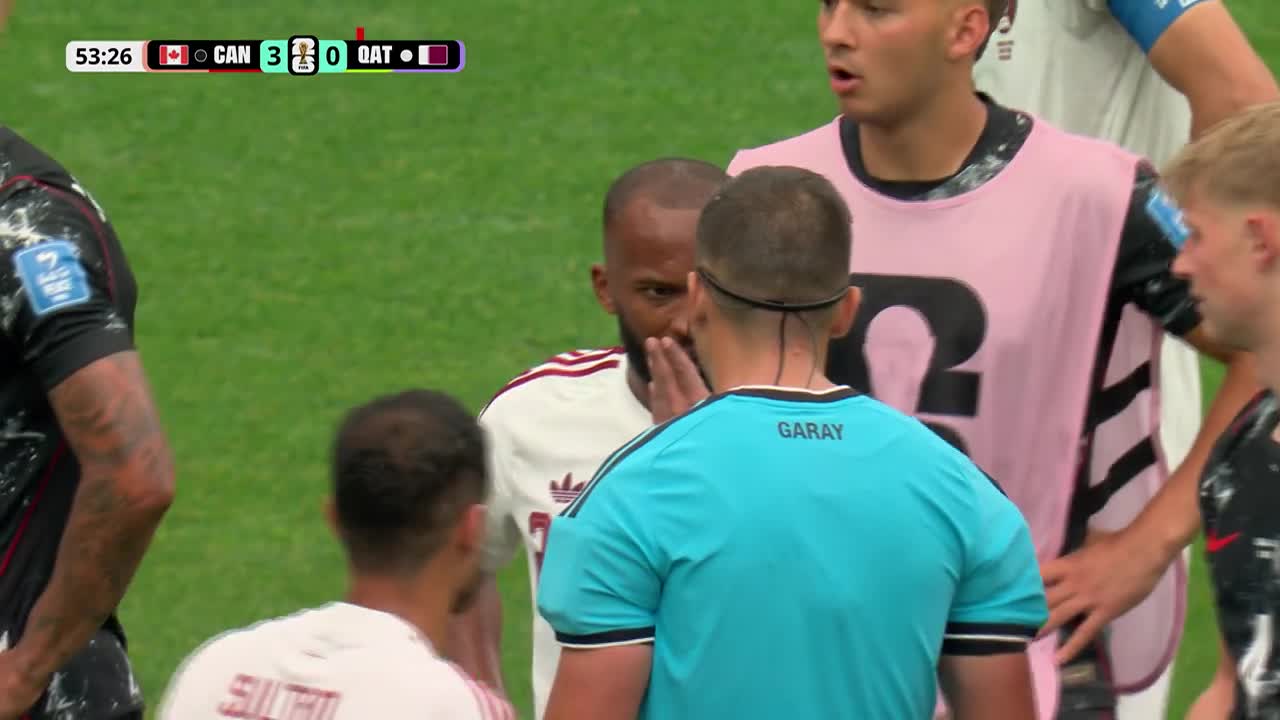 Accidentare teribilă pentru Ismael Kone! Abdelkarim Madibo primește cartonaș roșu (min. 53) | Canada - Qatar
