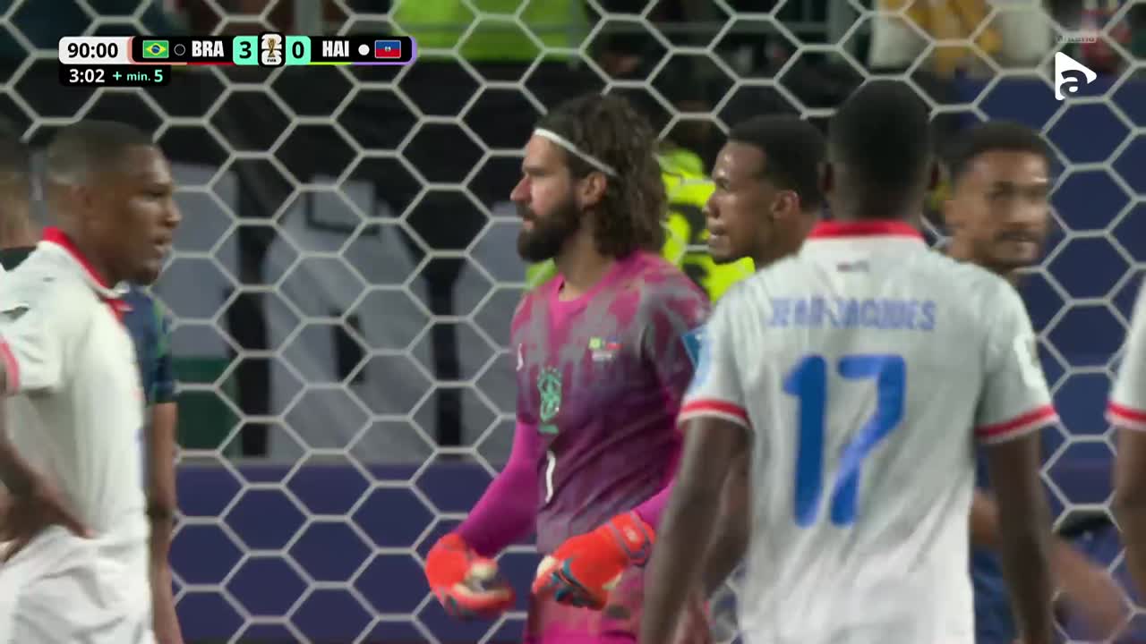 O nouă paradă spectaculoasă a lui Allison | Brazilia - Haiti