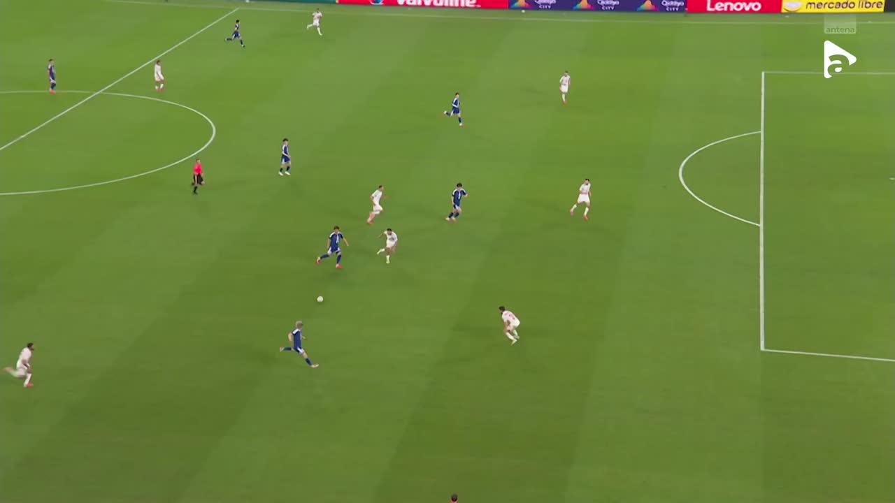 Gol Ueda! Atacantul realizează dubla cu o lovitură de cap | Tunisia - Japonia