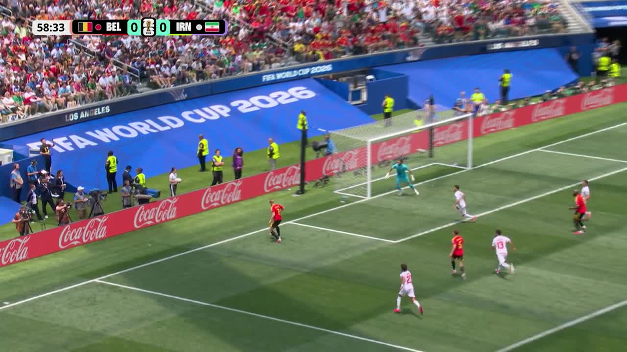 De Cuyper șutează din careu, dar Beiranvand intervine senzațional! (min. 59) | Belgia - Iran