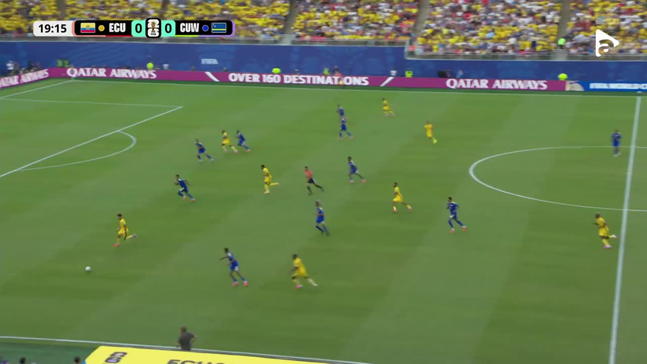 Valencia primește ideal în fața porții, însă Room apără | Ecuador - Curacao
