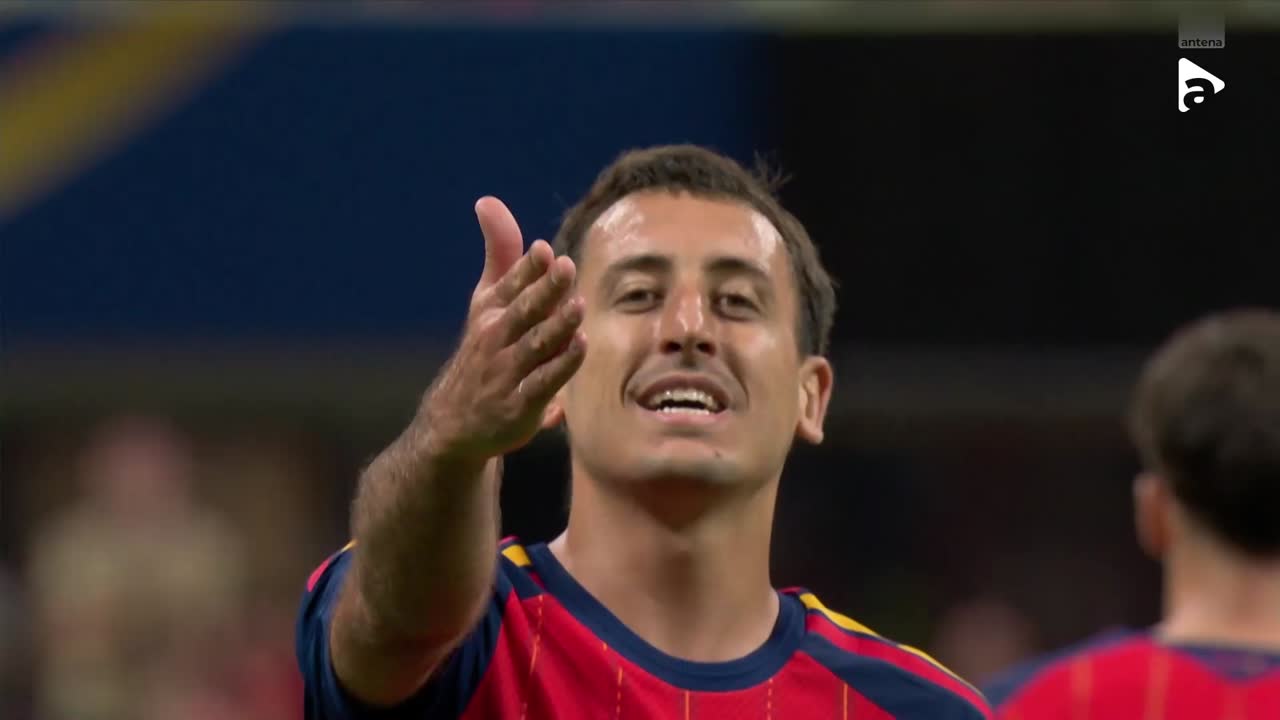 Mikel Oyarzabal marchează din fața porții după o centrare excelentă | Spania - Arabia Saudită
