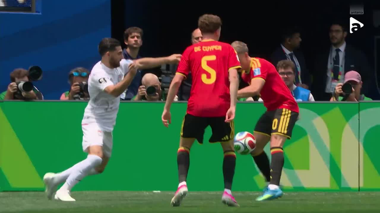 Faultul asupra lui Leandro Trossard comis de Alireza Jahanbakhsh | Belgia - Iran