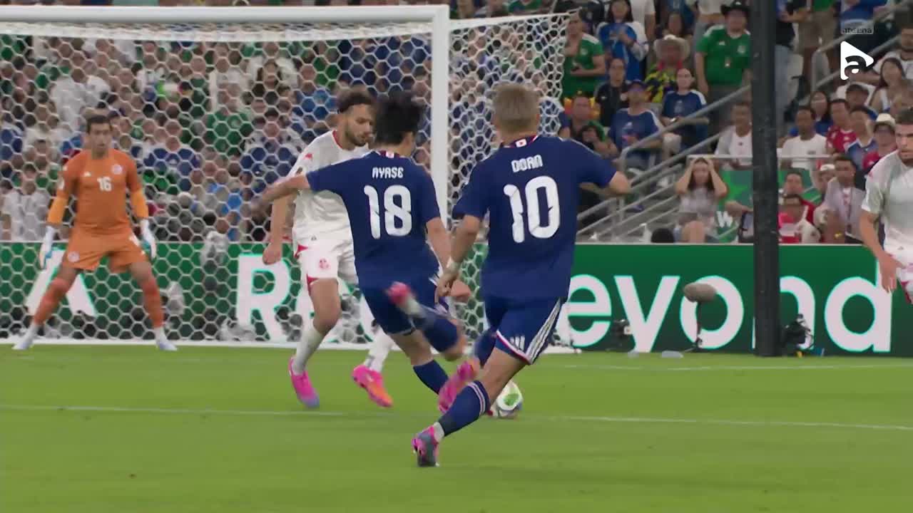 Ayase Ueda marchează de la 16 metri cu un șut bine plasat | Tunisia - Japonia