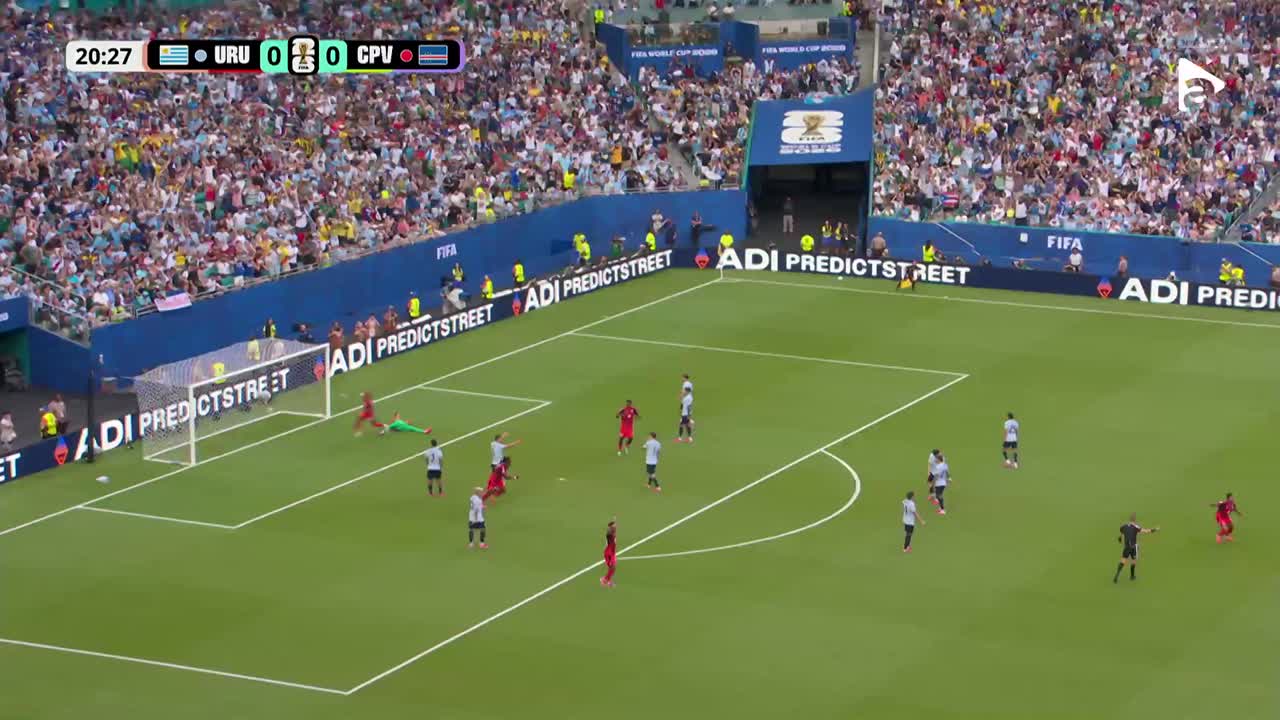 Gol superb reușit de Kevin Pina după o execuție excelentă din fază fixă | Uruguay - Capul Verde