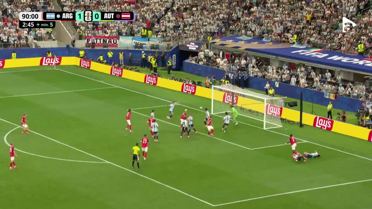 Ocazie pentru austrieci! Patrick Wimmer reia cu capul, dar trimite pe lângă poartă | Argentina - Austria