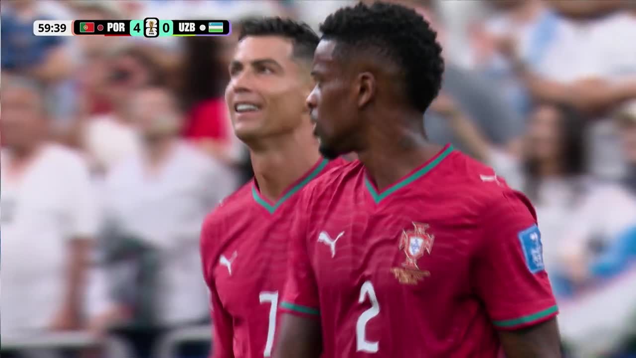 Abduvohid Nematov &icirc;și trimite mingea &icirc;n propria poartă după un corner (min. 60) | Portugalia - Uzbekistan