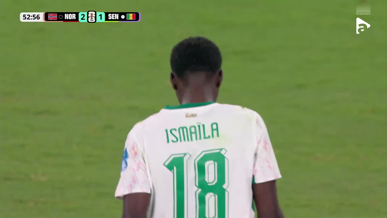 Ismaila Sarr marchează după o combinație rapidă | Norvegia - Senegal