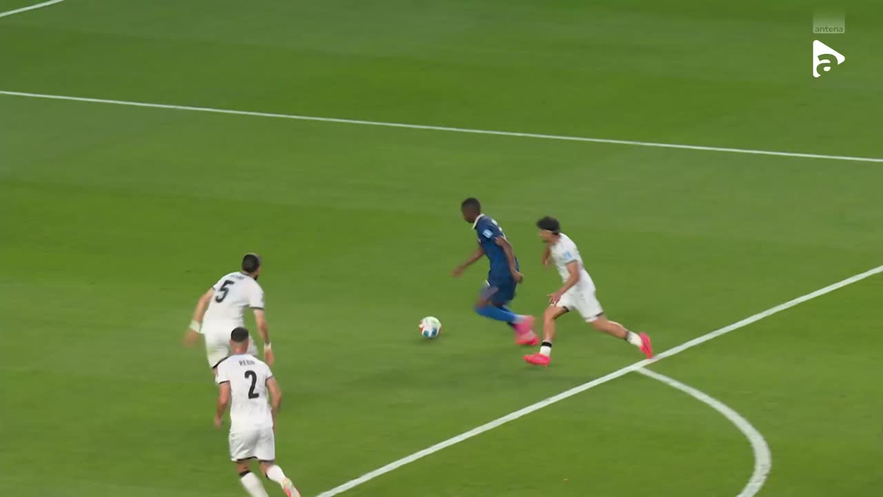 Ousmane Dembele ratează mai întâi, dar apoi înscrie cu un șut în diagonală | Franța - Irak