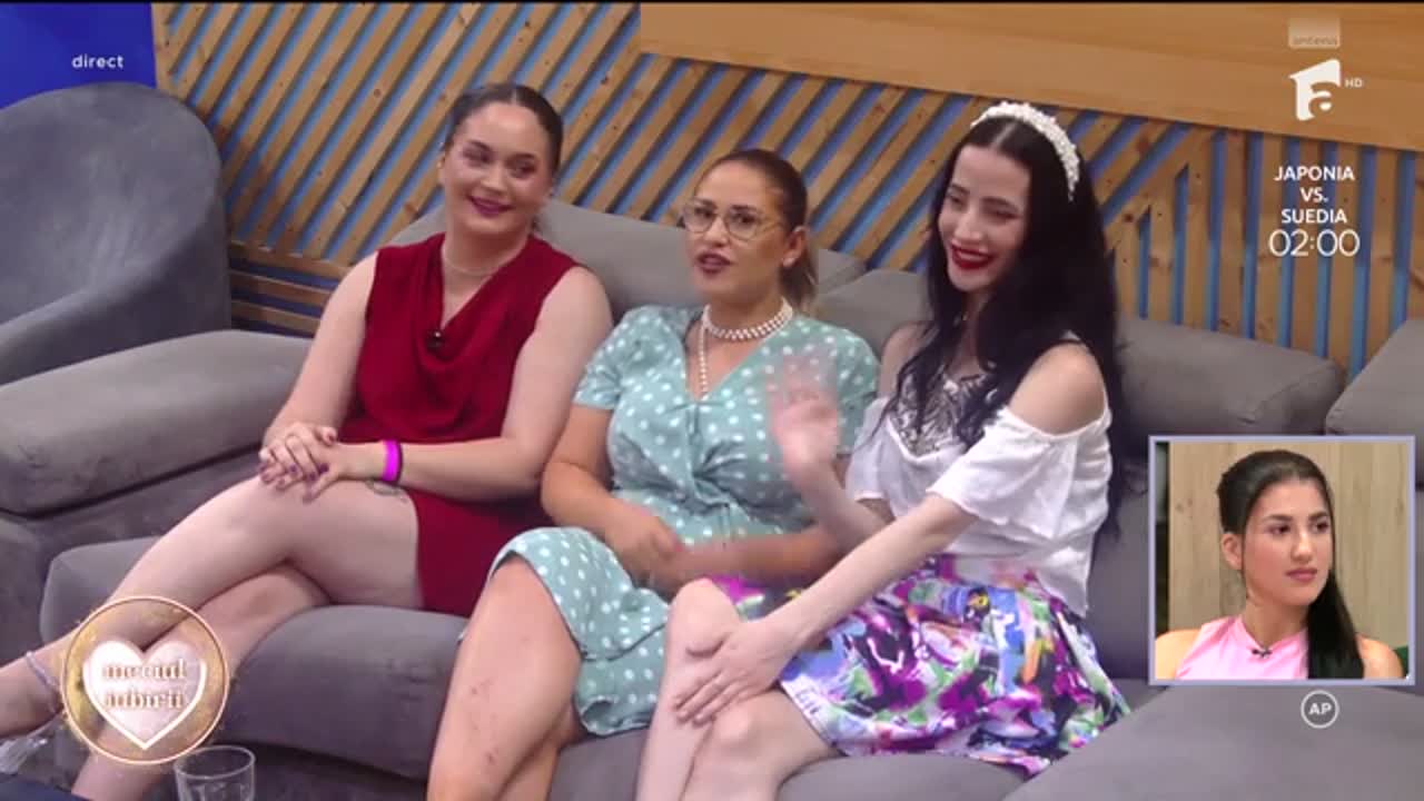 Mireasa sezonul 13. Fetele singure au avut live pe Facebook cu fanii