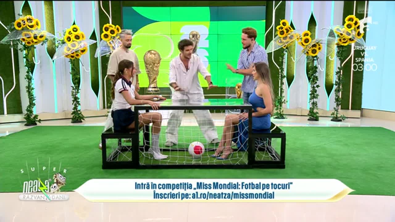&bdquo;Miss Mondial: Fotbal pe tocuri&rdquo;. Oana și Andra, la provocarea de fotbal pe sub masă