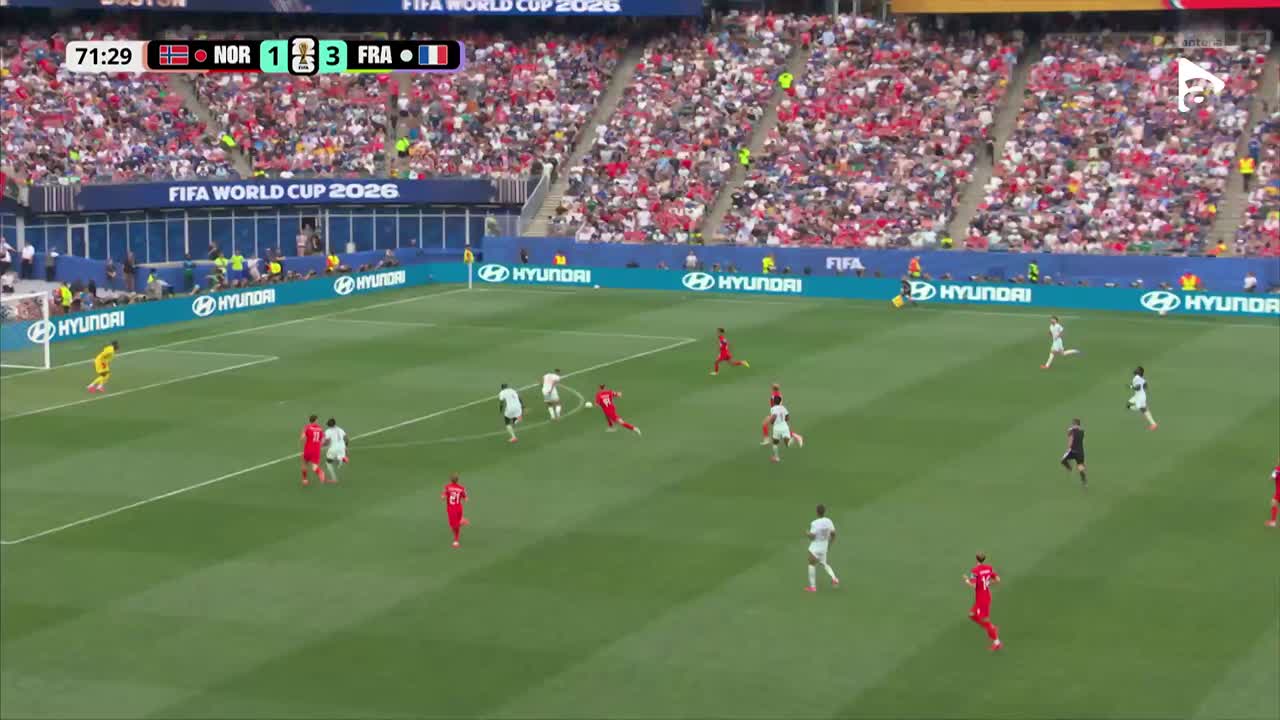 Ocazie mare pentru Norvegia! Mike Maignan scoate spectaculos șutul lui Oscar Bobb | Norvegia - Franța