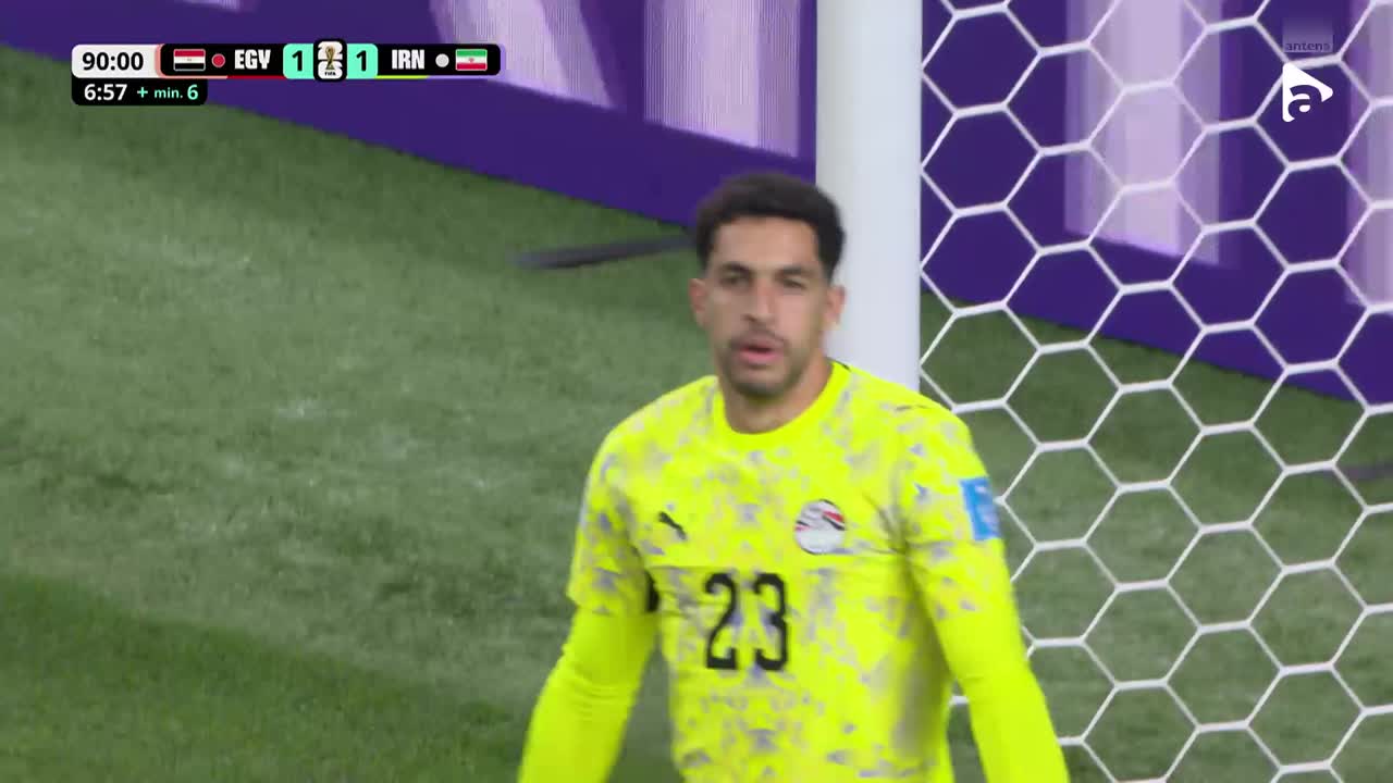 BARĂ Iran! Saeid Ezzatolahi trimite cu capul în transversală, iar adversarii scapă cu emoții | Egipt - Iran