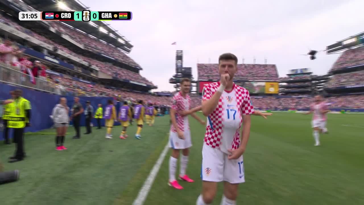 Petar Sucic marchează spectaculos cu o execuție precisă de la mare distanță (min. 31) | Croația - Ghana