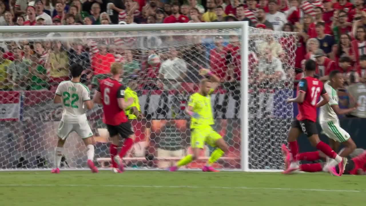 Rafik Belghali &icirc;nscrie un gol superb și restabilește egalitatea (min. 45) | Algeria - Austria