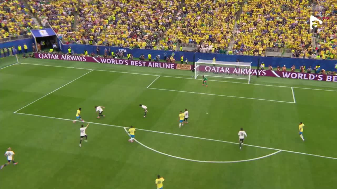 Ocazie uriașă Brazilia! Vinicius Junior lovește bara | Brazilia - Japonia