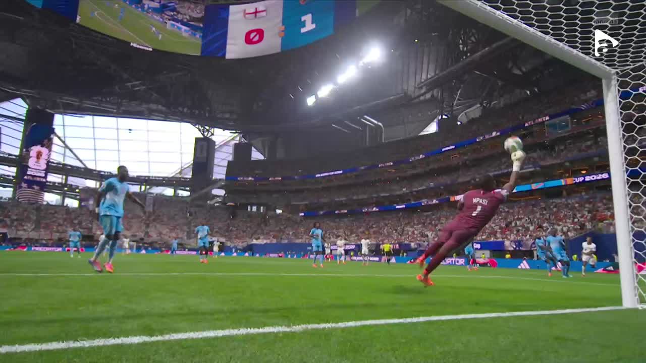 Jude Bellingham trage din unghi, dar Mpasi e la post | Anglia - RD Congo