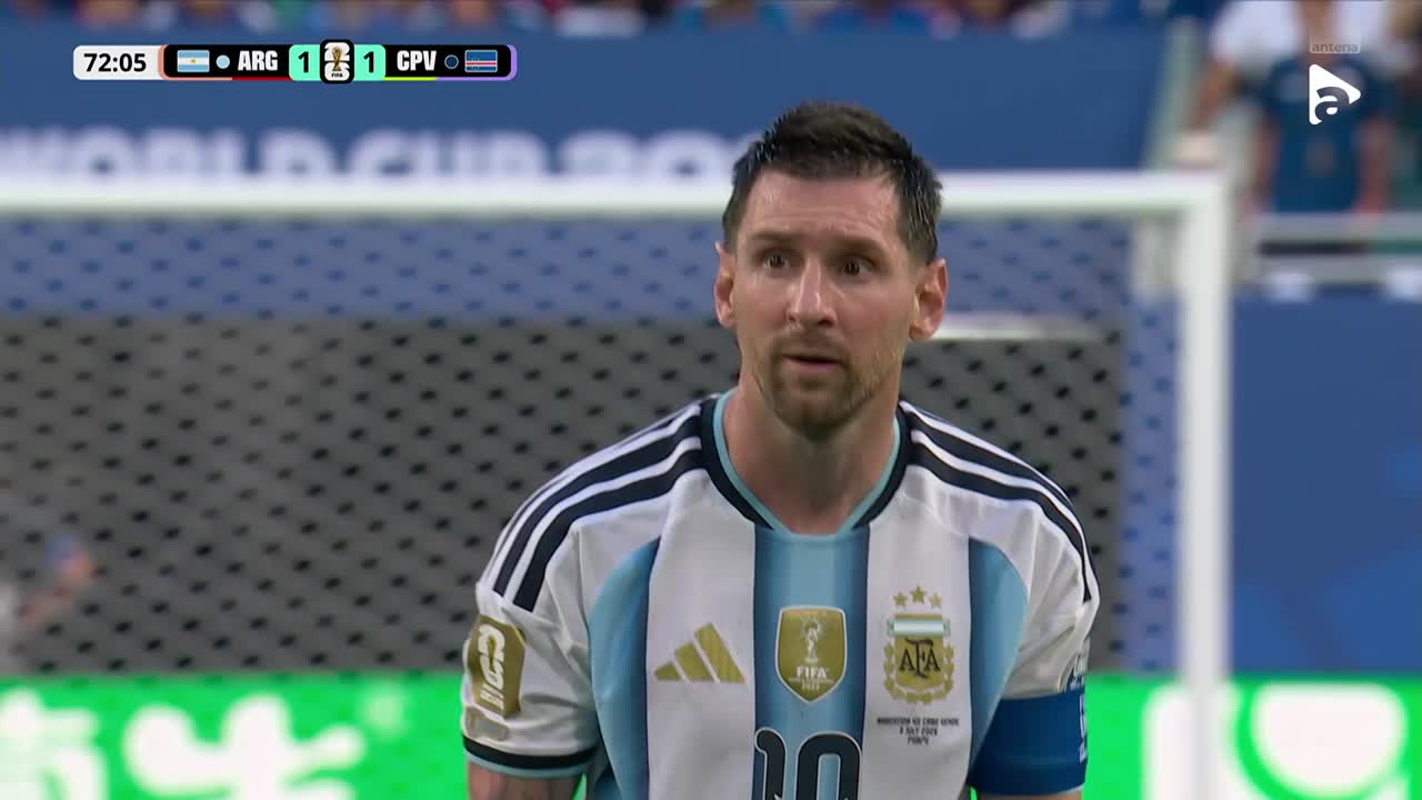 Vozinha face spectacol! Portarul respinge incredibil șutul lui Lionel Messi | Argentina - Capul Verde