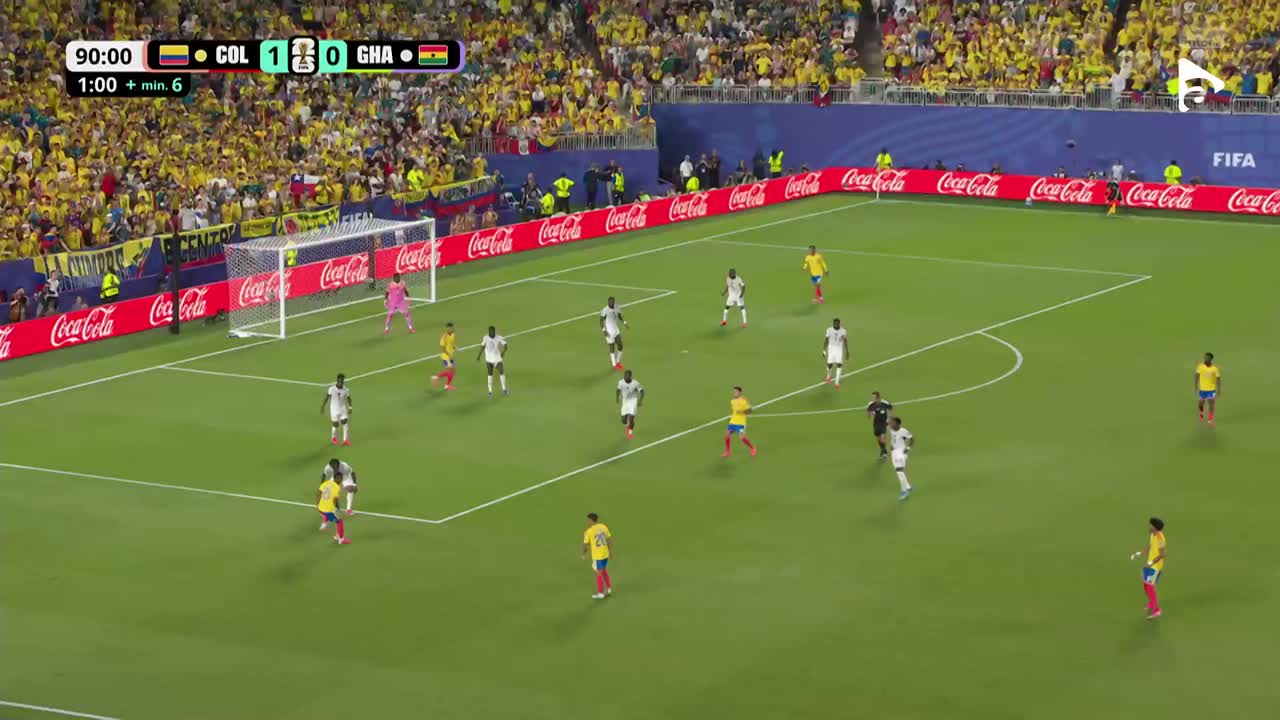 Juan Fernando Quintero pune o minge excelentă în careu, însă Richard Rios ratează ținta! | Columbia - Ghana