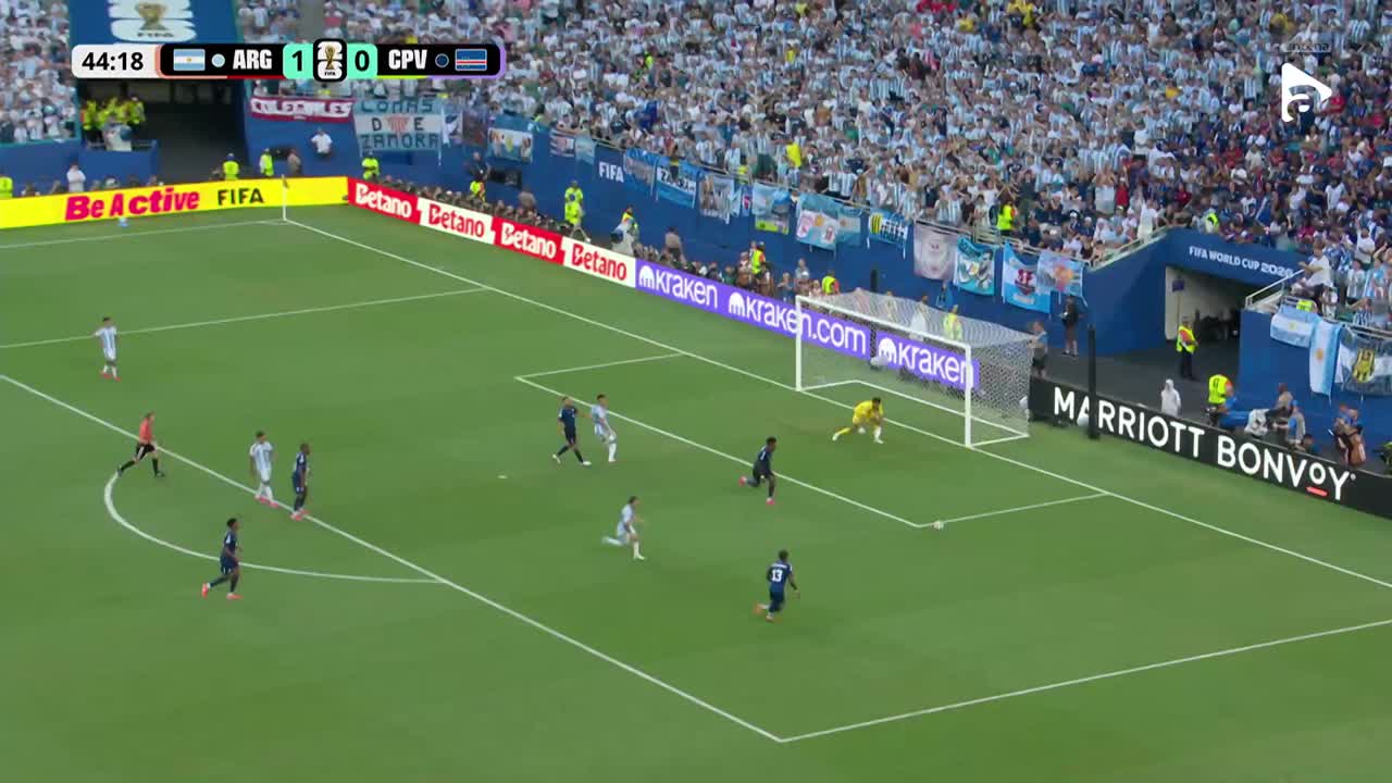 Enzo Fernandez, aproape de gol! Vozinha intervine excelent | Argentina - Capul Verde