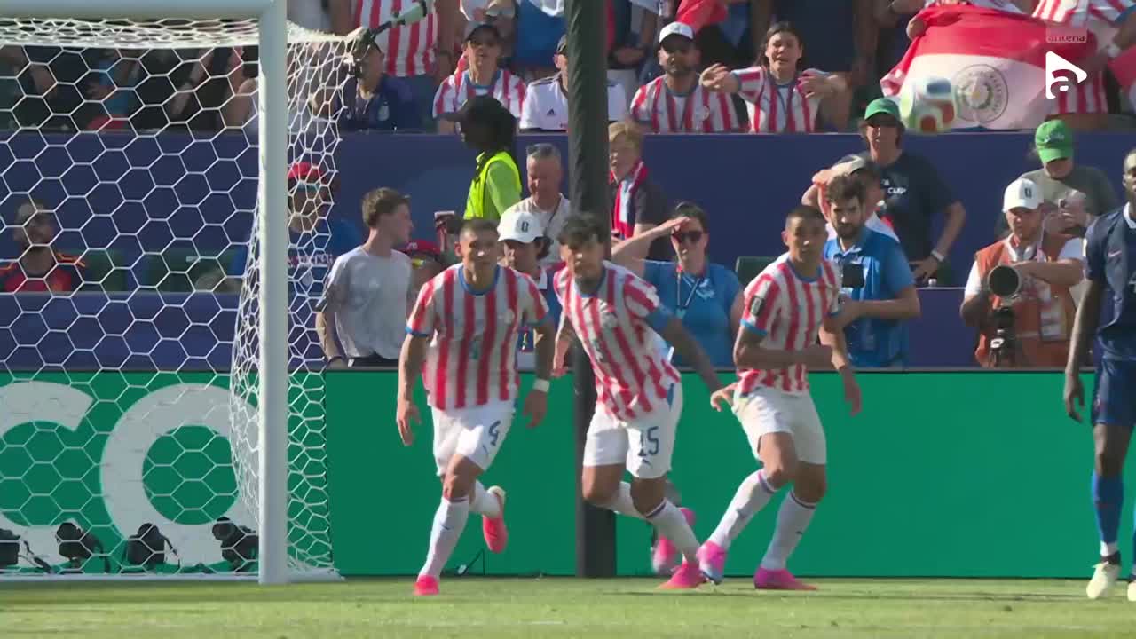 Orlando Gill reține șutul lui Jules Kounde | Paraguay - Franța