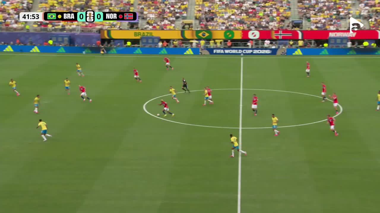 Martin Odegaard ratează după o pasă excelentă a lui Erling Haaland | Brazilia - Norvegia