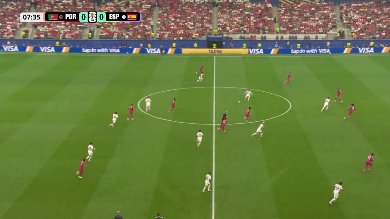 Mikel Oyarzabal ratează dintr-o poziţie ideală | Portugalia - Spania