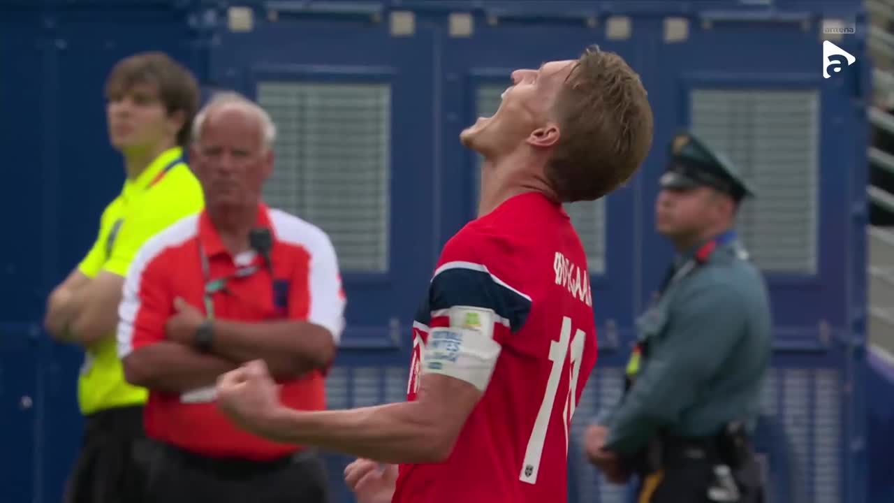 Arbitrul acordă penalty pentru Brazilia și îl avertizează pe Neymar | Brazilia - Norvegia