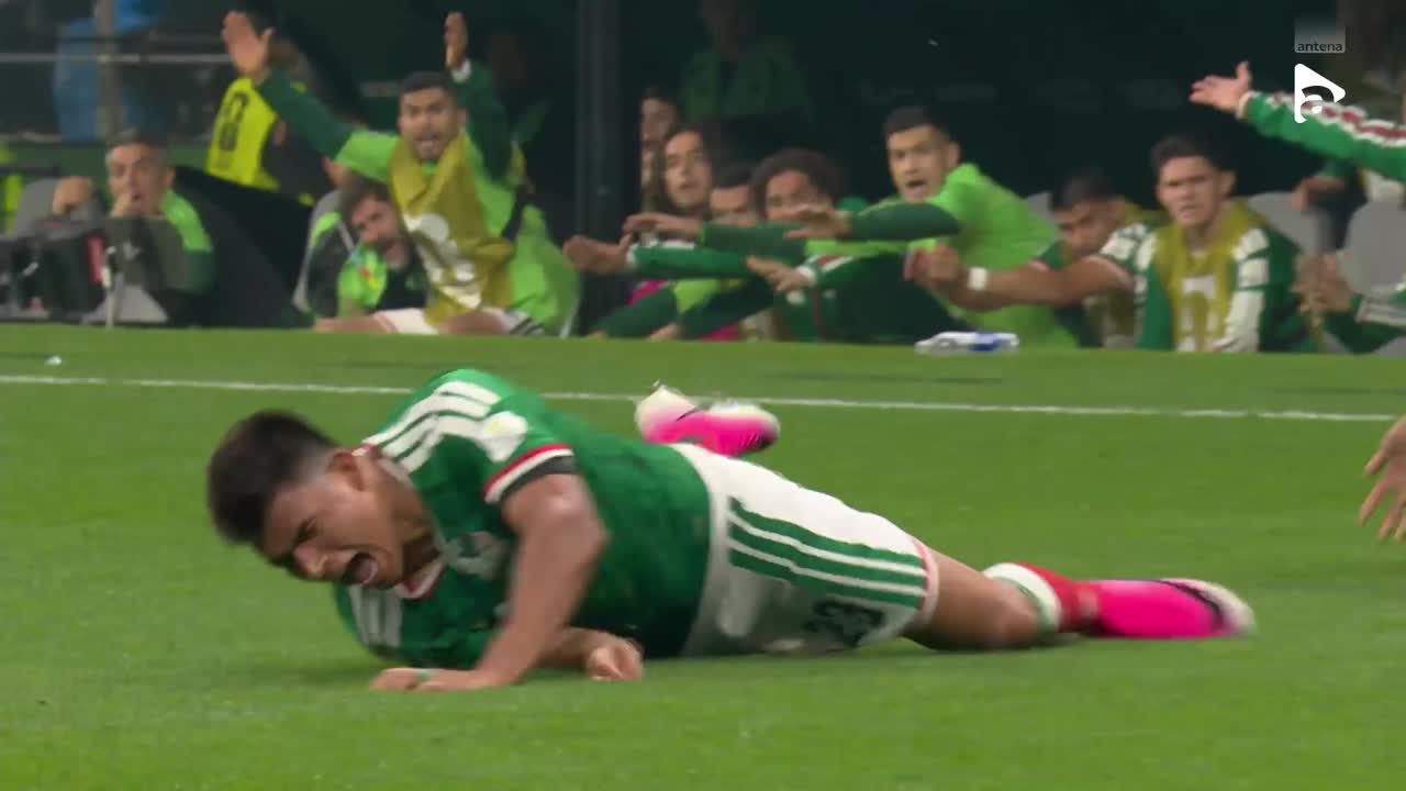 Jarell Quansah este eliminat după un fault dur | Mexic - Anglia