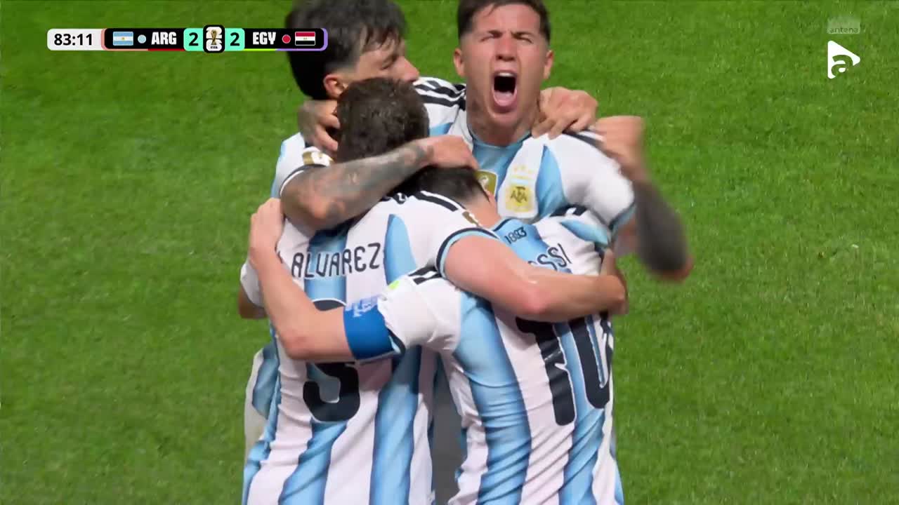 Messi înscrie cu un șut din careu | Argentina - Egipt