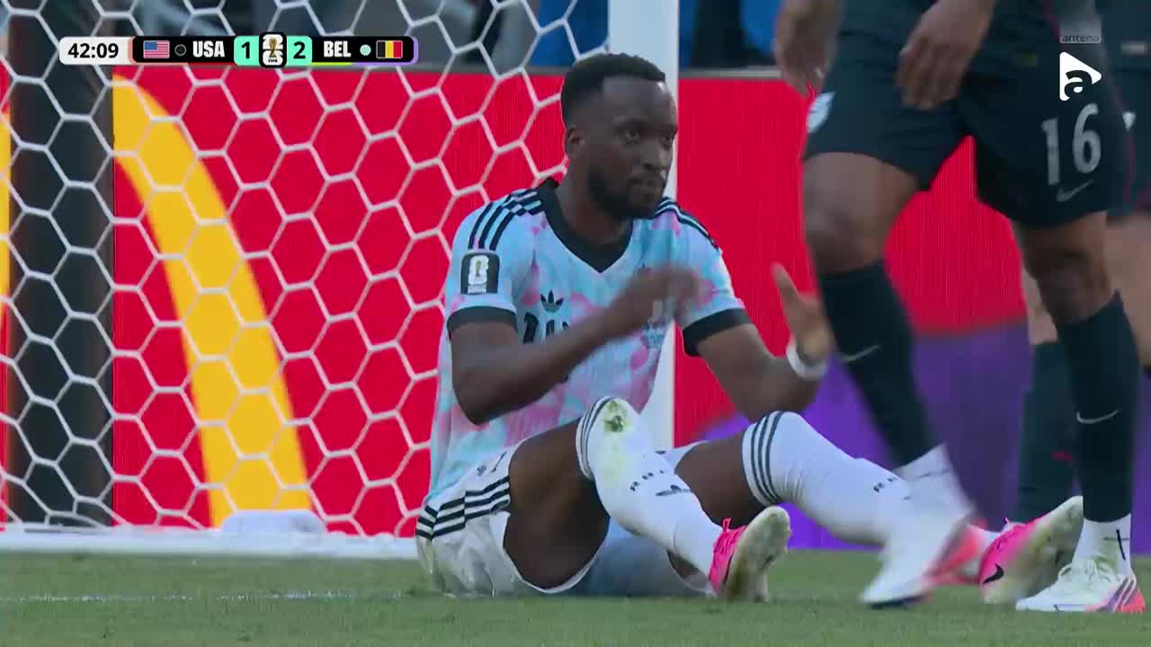 Lukebakio trimite puțin pe lângă poartă | SUA - Belgia