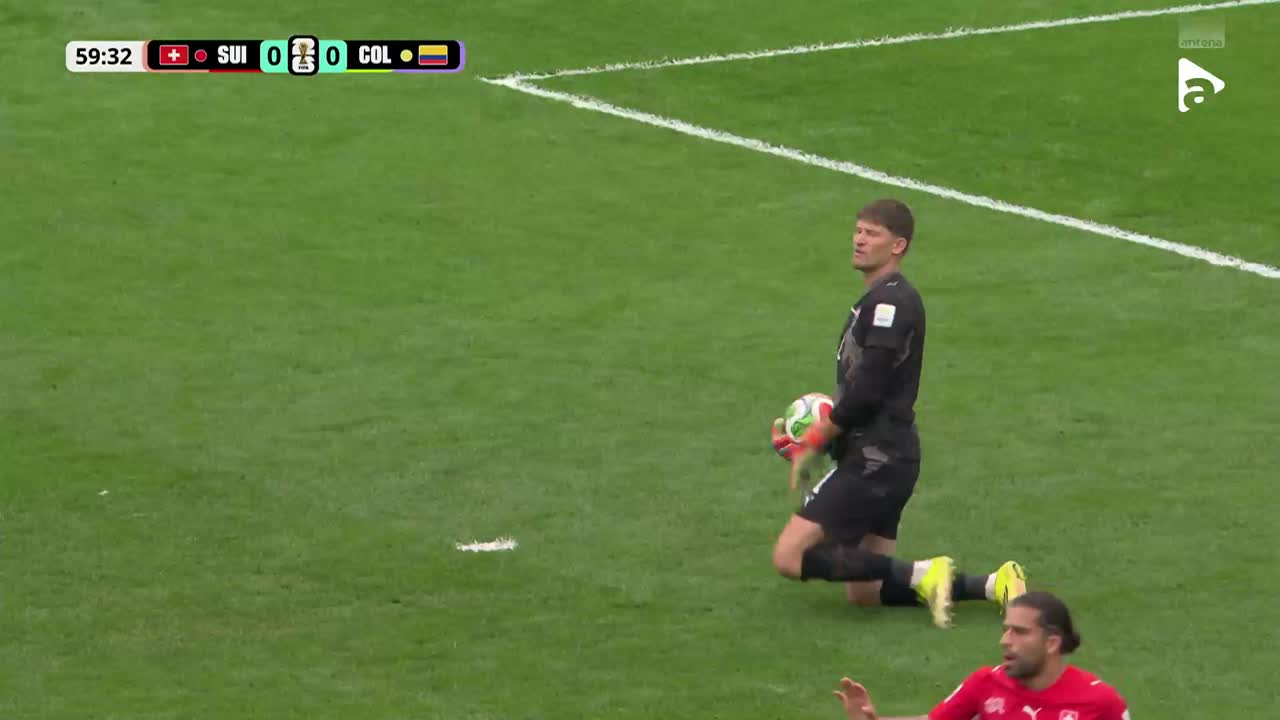 Luis Diaz a șutat din întoarcere, dar Kobel a reținut | Elveția - Columbia